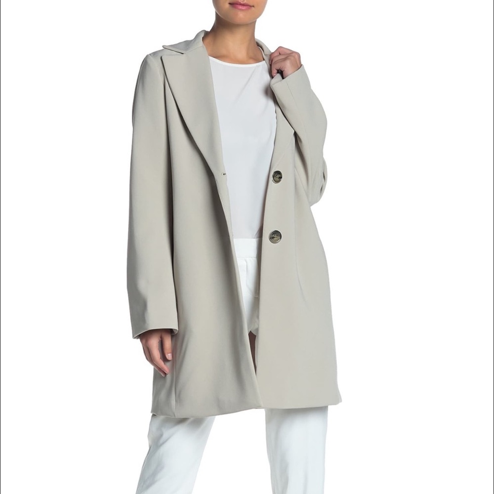 Tahari Jayden Crepe topper coat
